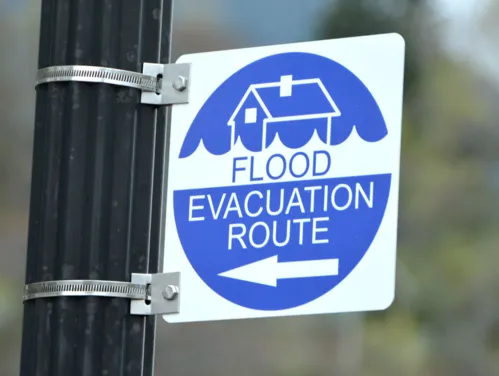 Flood Evacuation Route sign